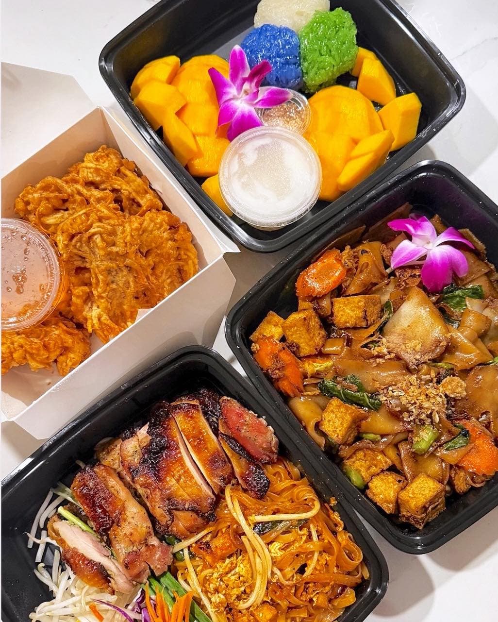 Aroy Mak Thai Food