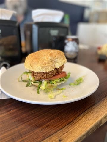 Broad Shoulders Sandwiches Avatar