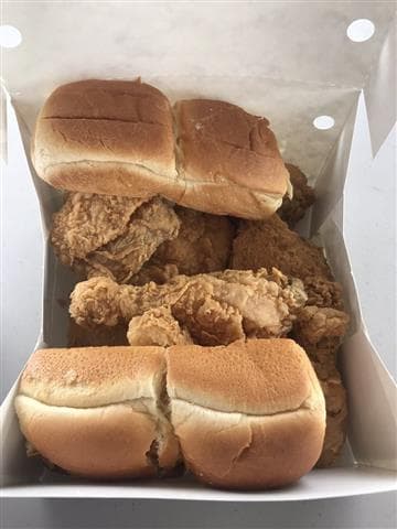 Che's Chicken & Burgers Avatar