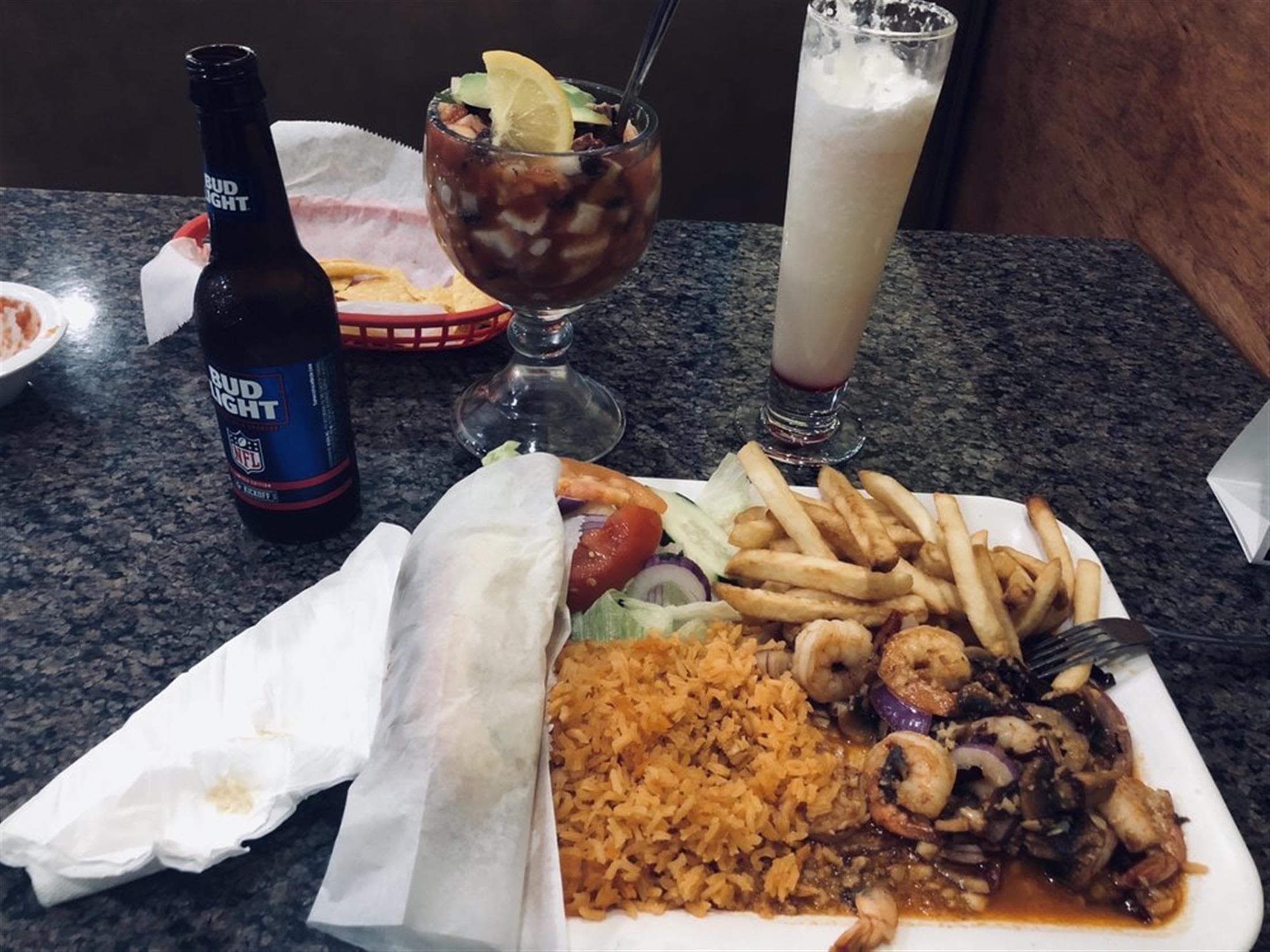 Mariscos La Marea East