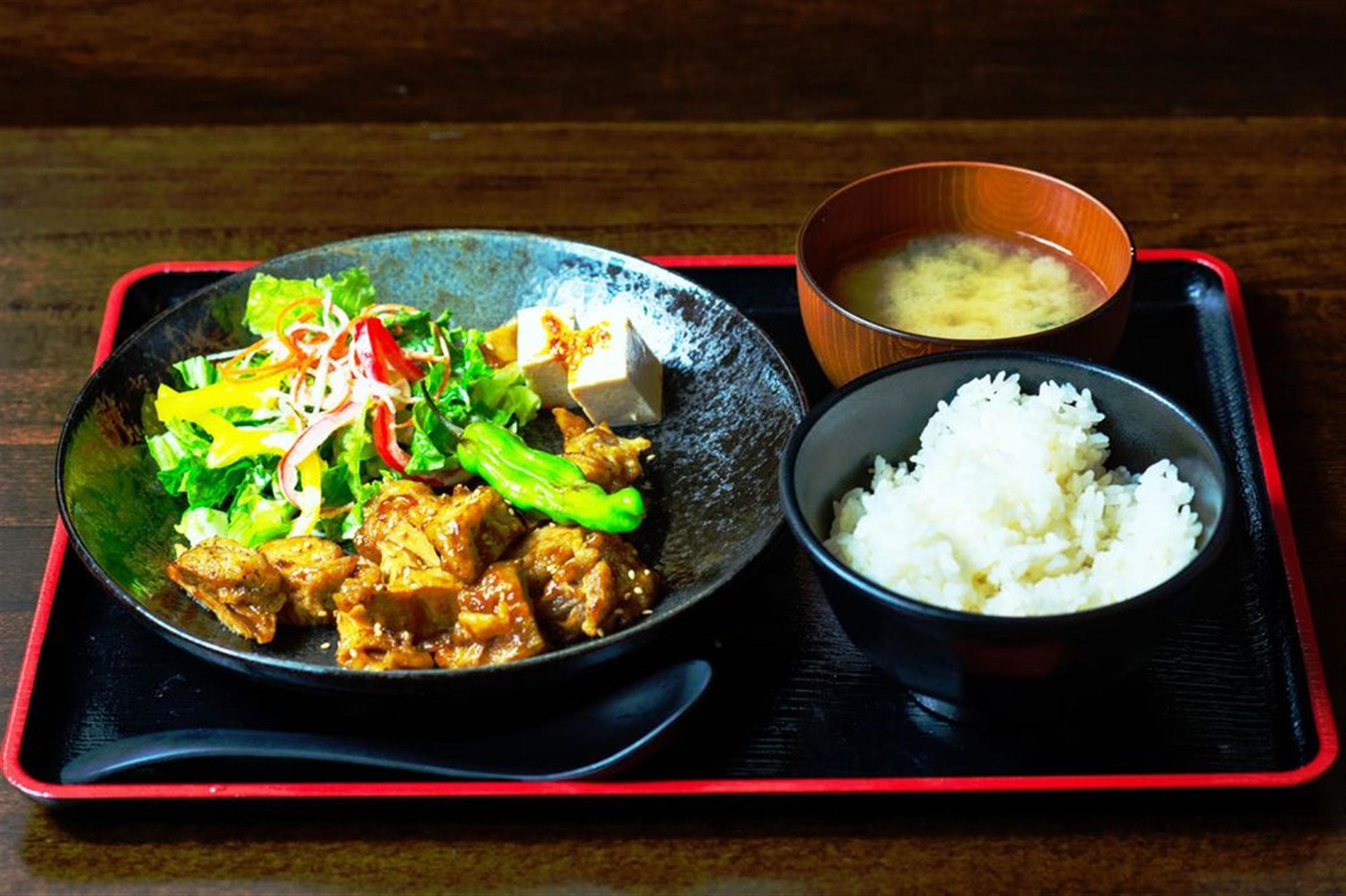 Totoyama Sushi & Ramen