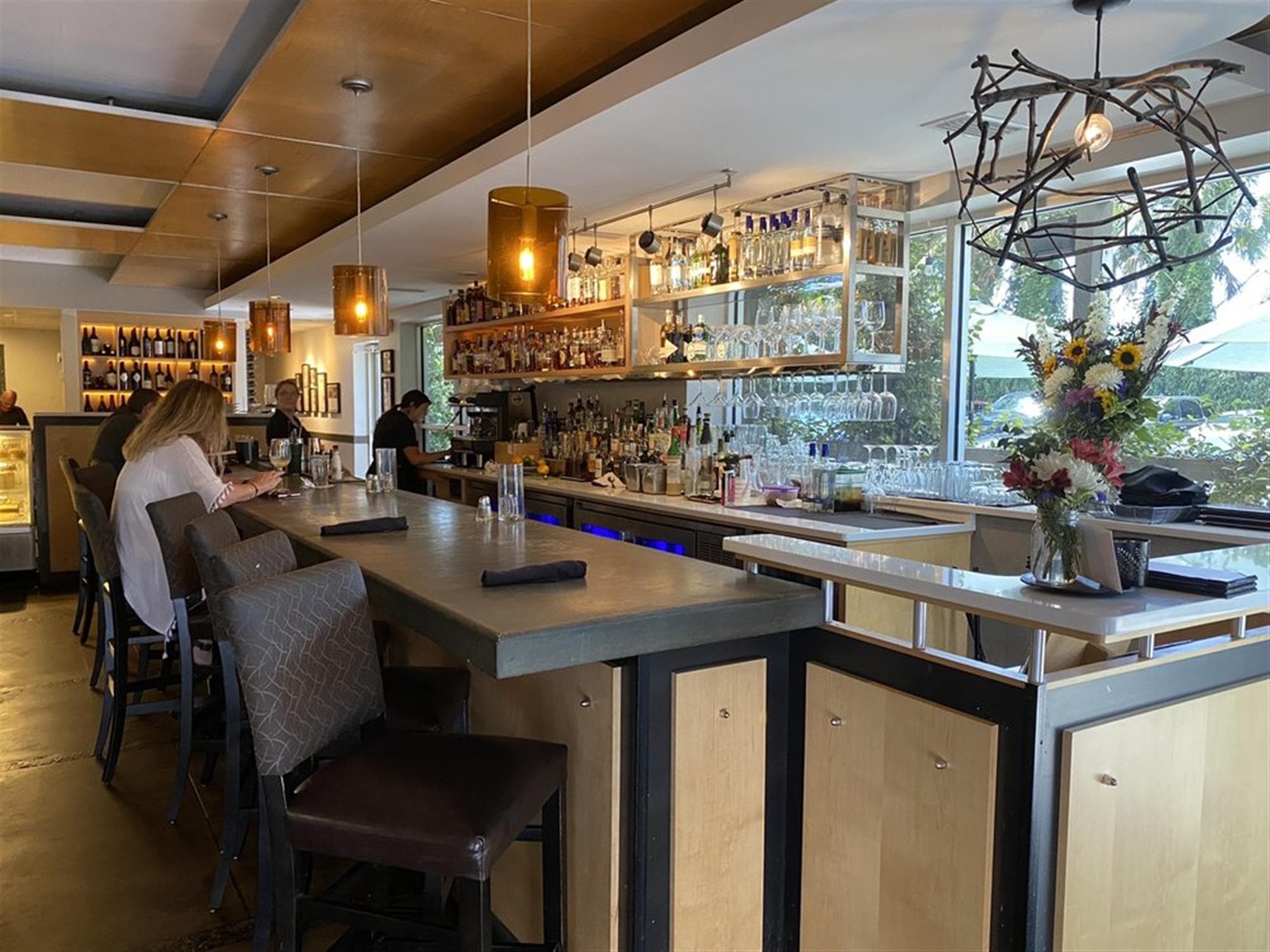 bb's restaurant and bar