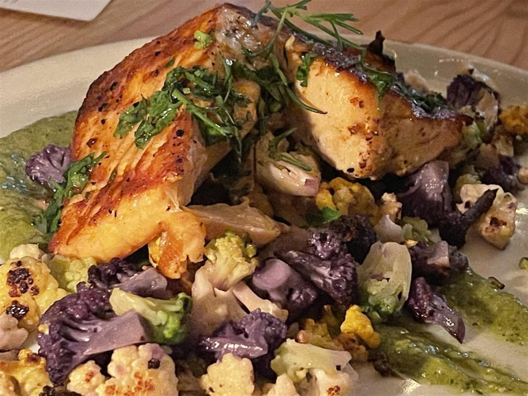 101 North Eatery & Bar