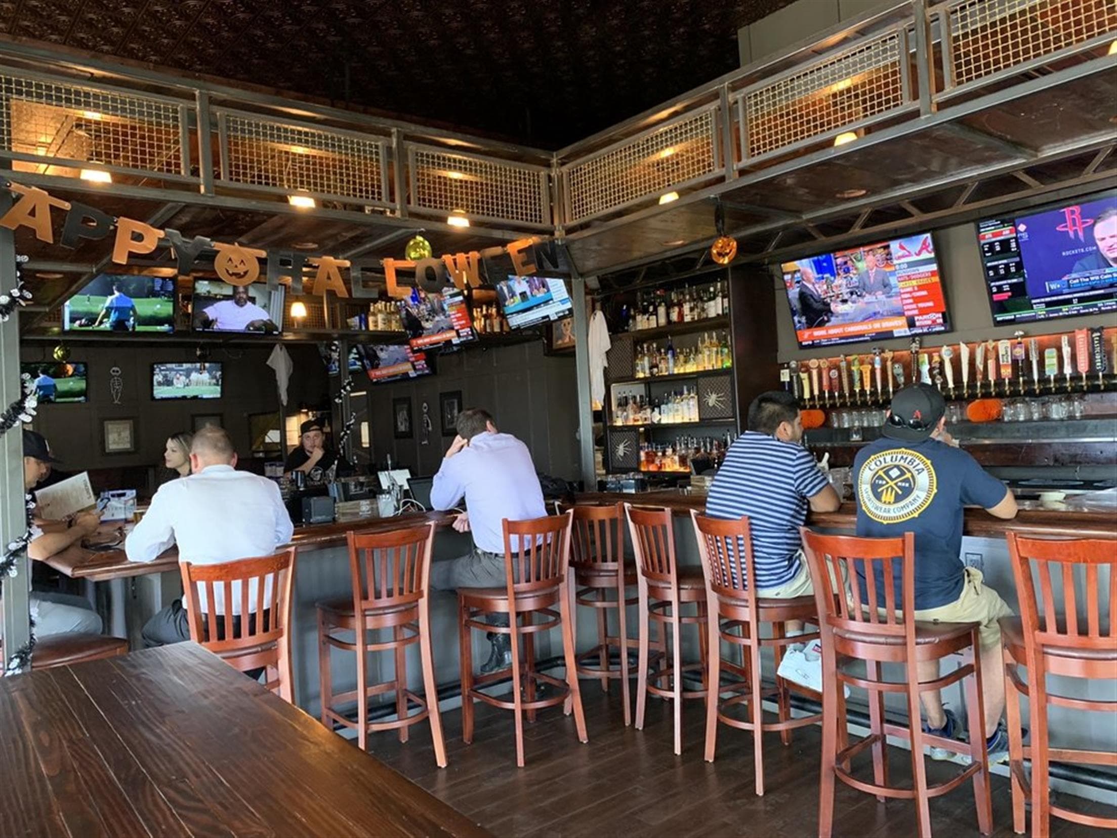 Vincent's Sports Pub