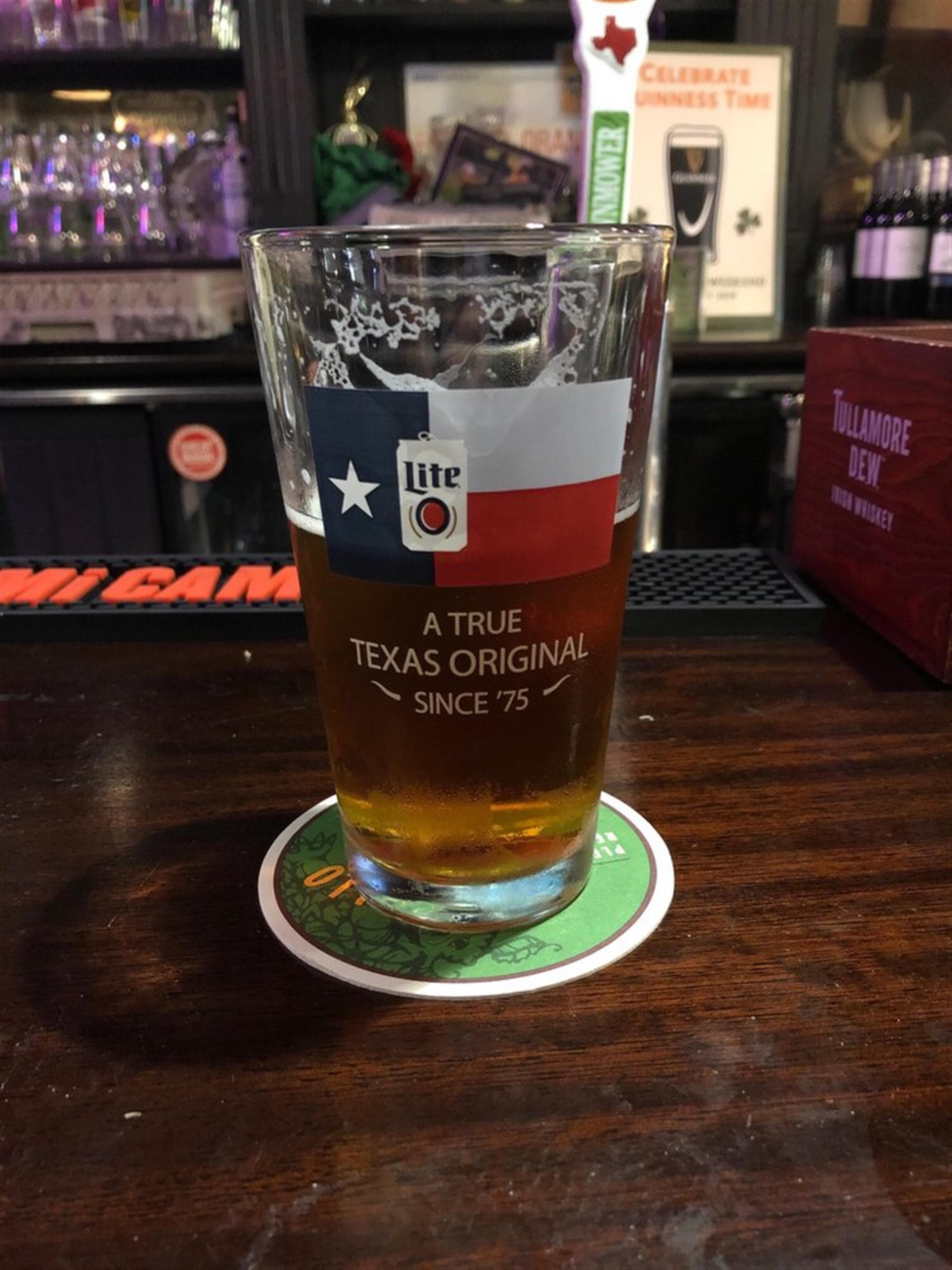 Molly's Pub