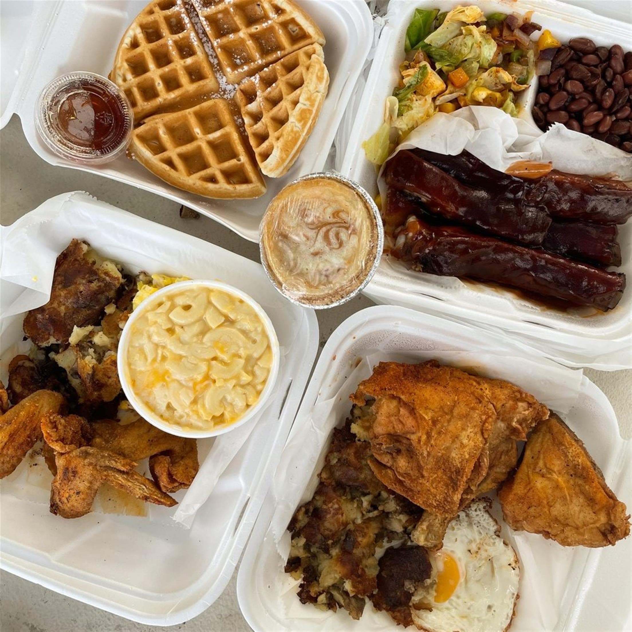 Day Day's BBQ & Waffle House