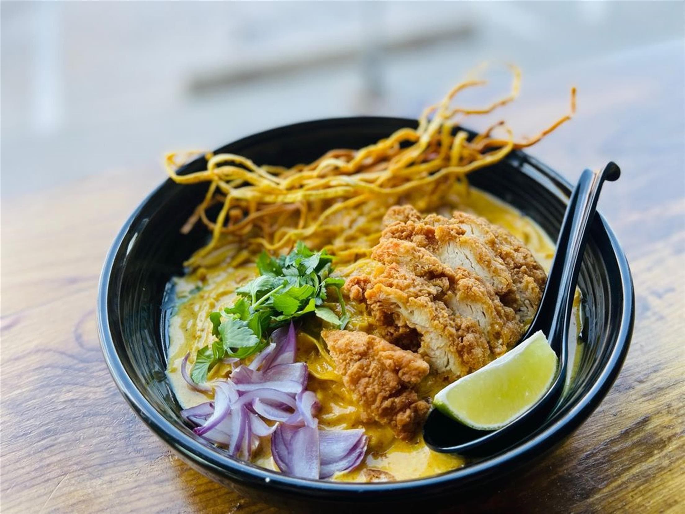 La mai Thai kitchen