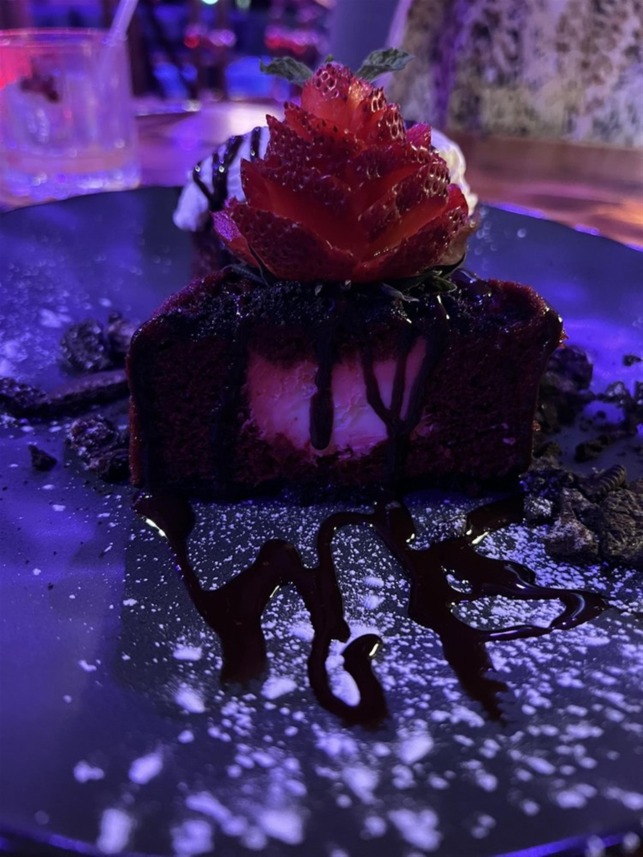 Lit Kitchen & Lounge