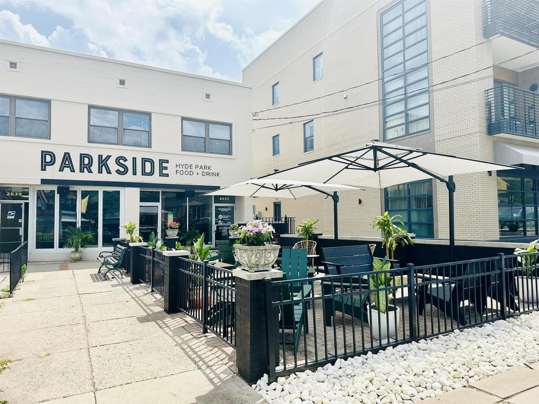 Parkside Hyde Park Square
