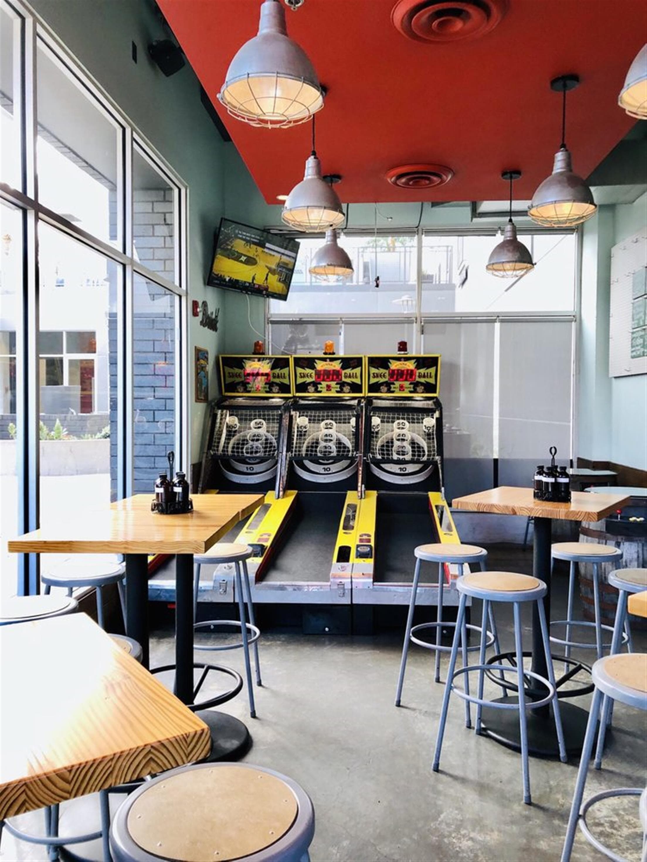 Beachwood Brewing & BBQ