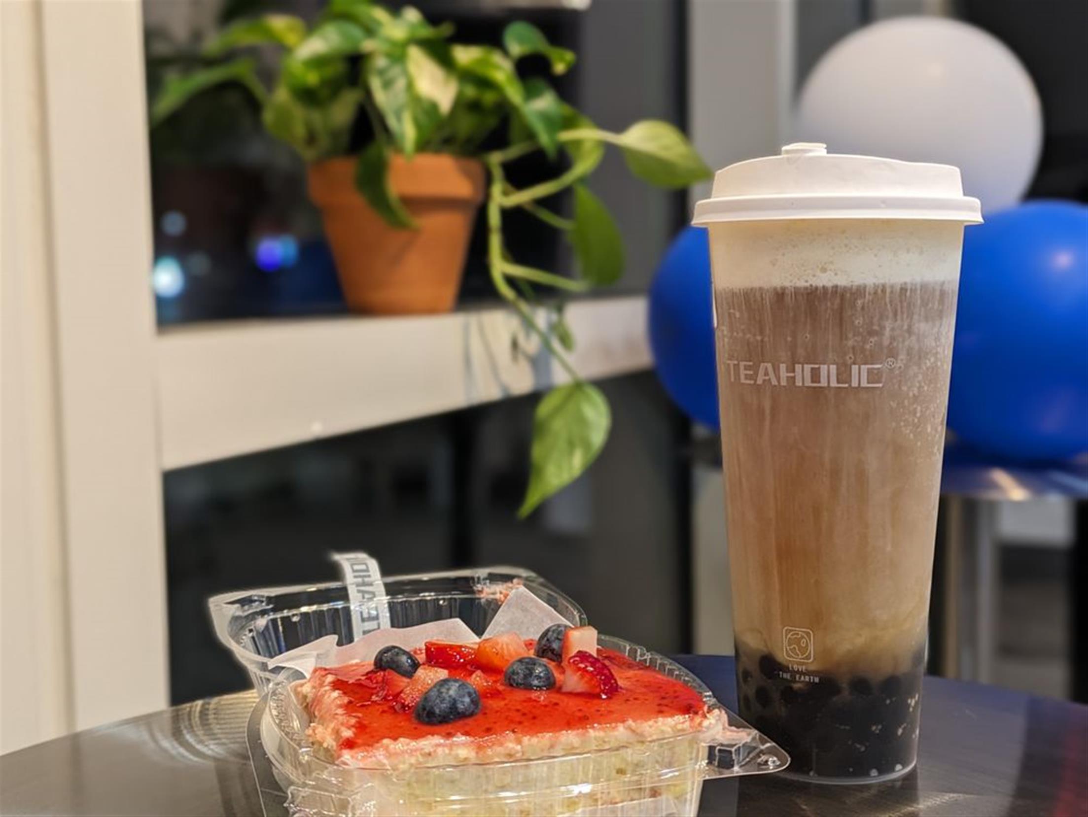 Teaholic Bubble Tea & Coffee