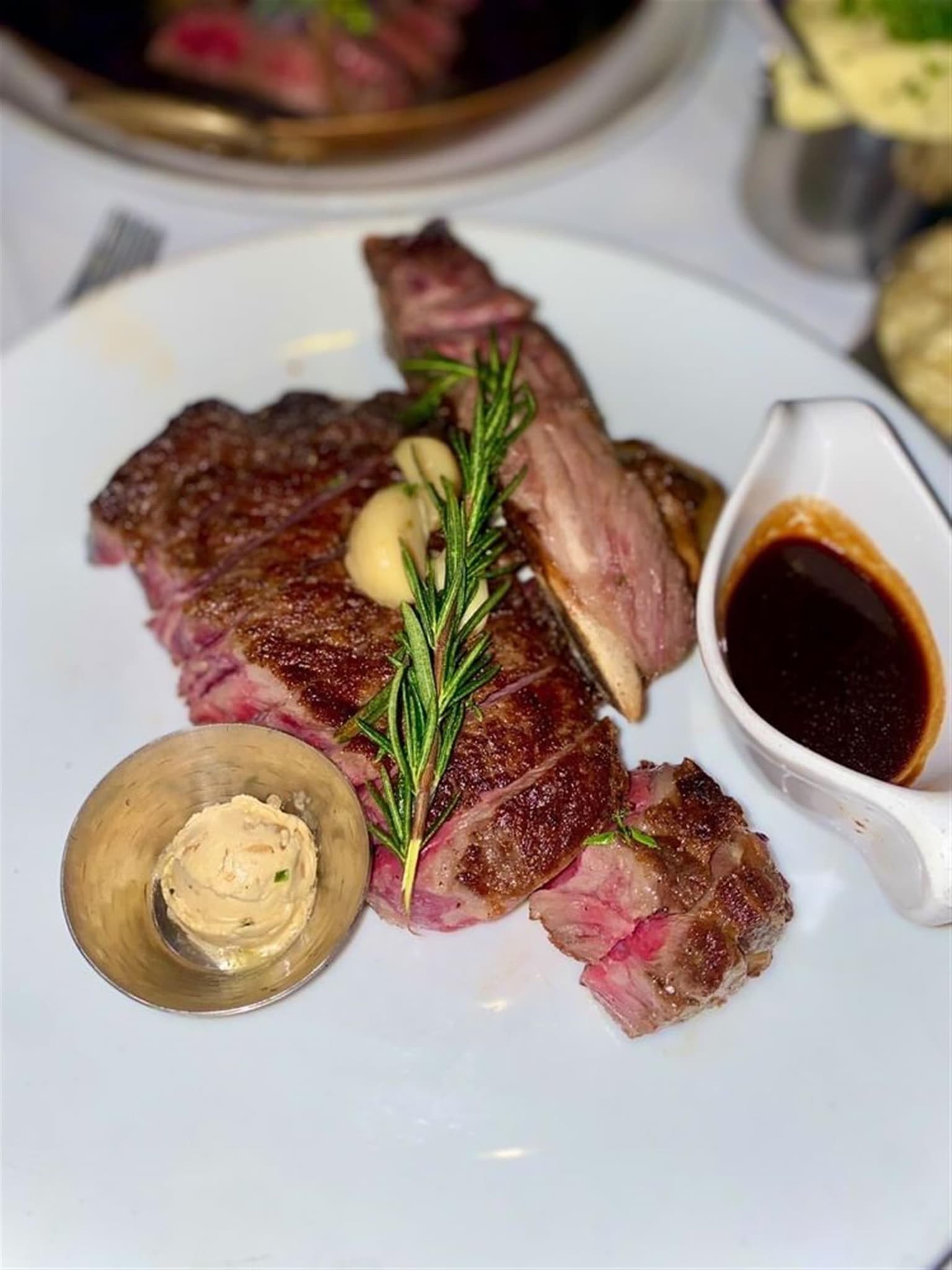 Selanne Steak Tavern