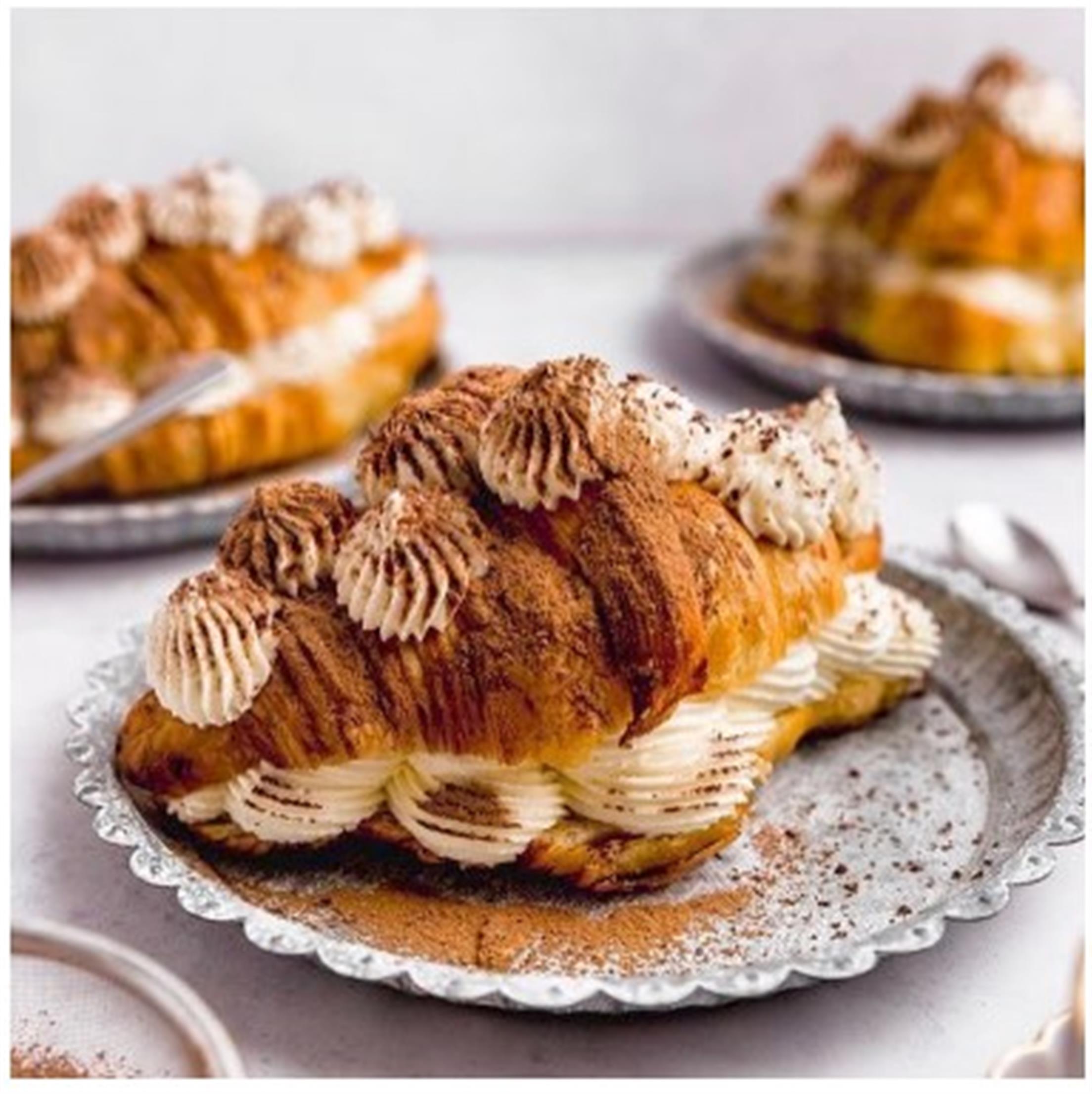 L'ami Bakery & Cafe