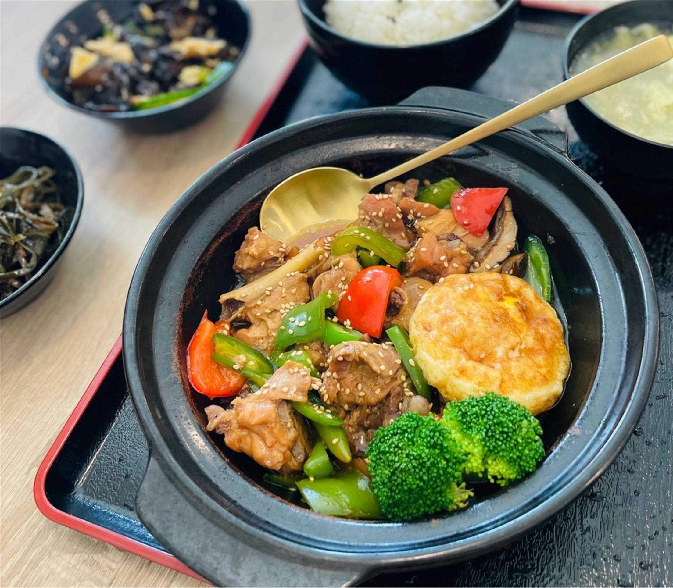 Sizzling Pot House
