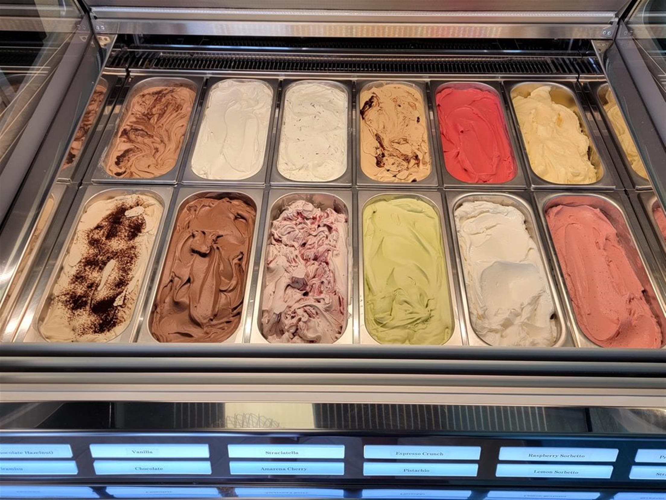 D'lish Sweets & Gelato