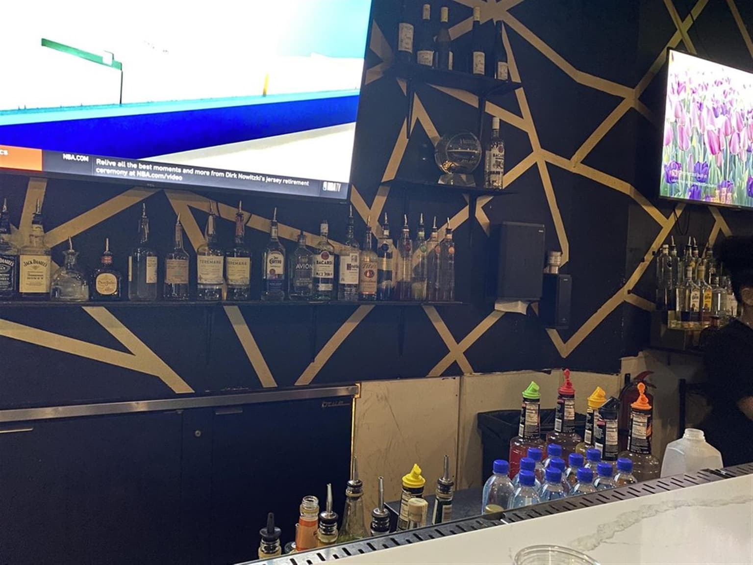 Encore Hookah Bar & Bistro