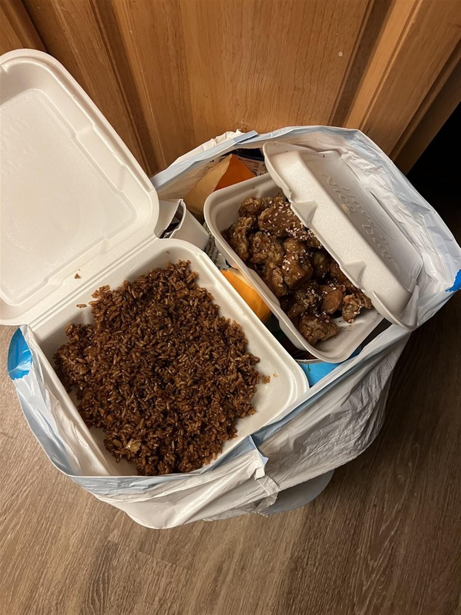 Lottery Liquor & Hot Wok Chinese Foo