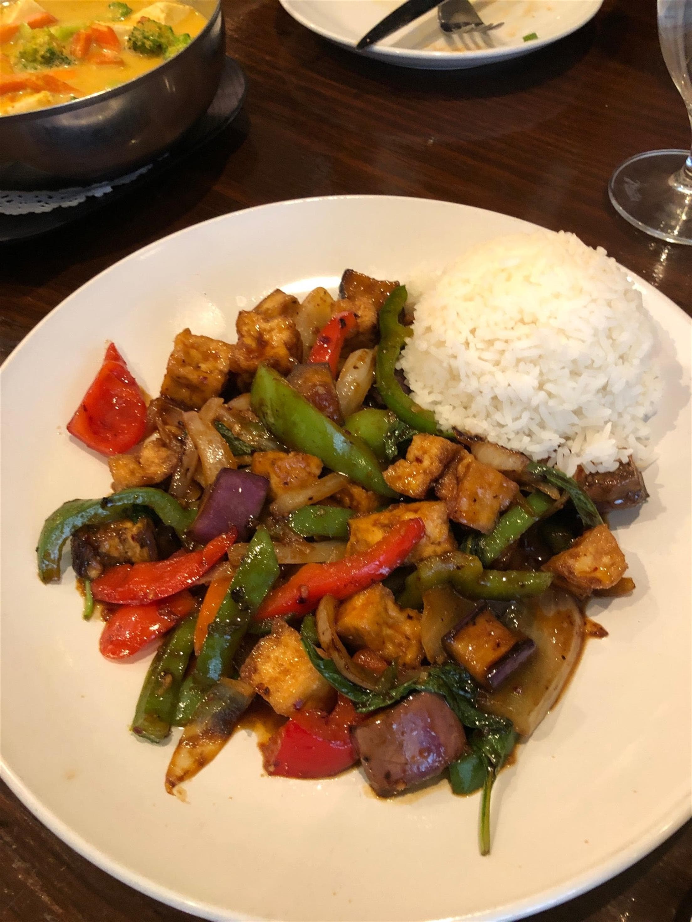 26 Thai Kitchen and Bar