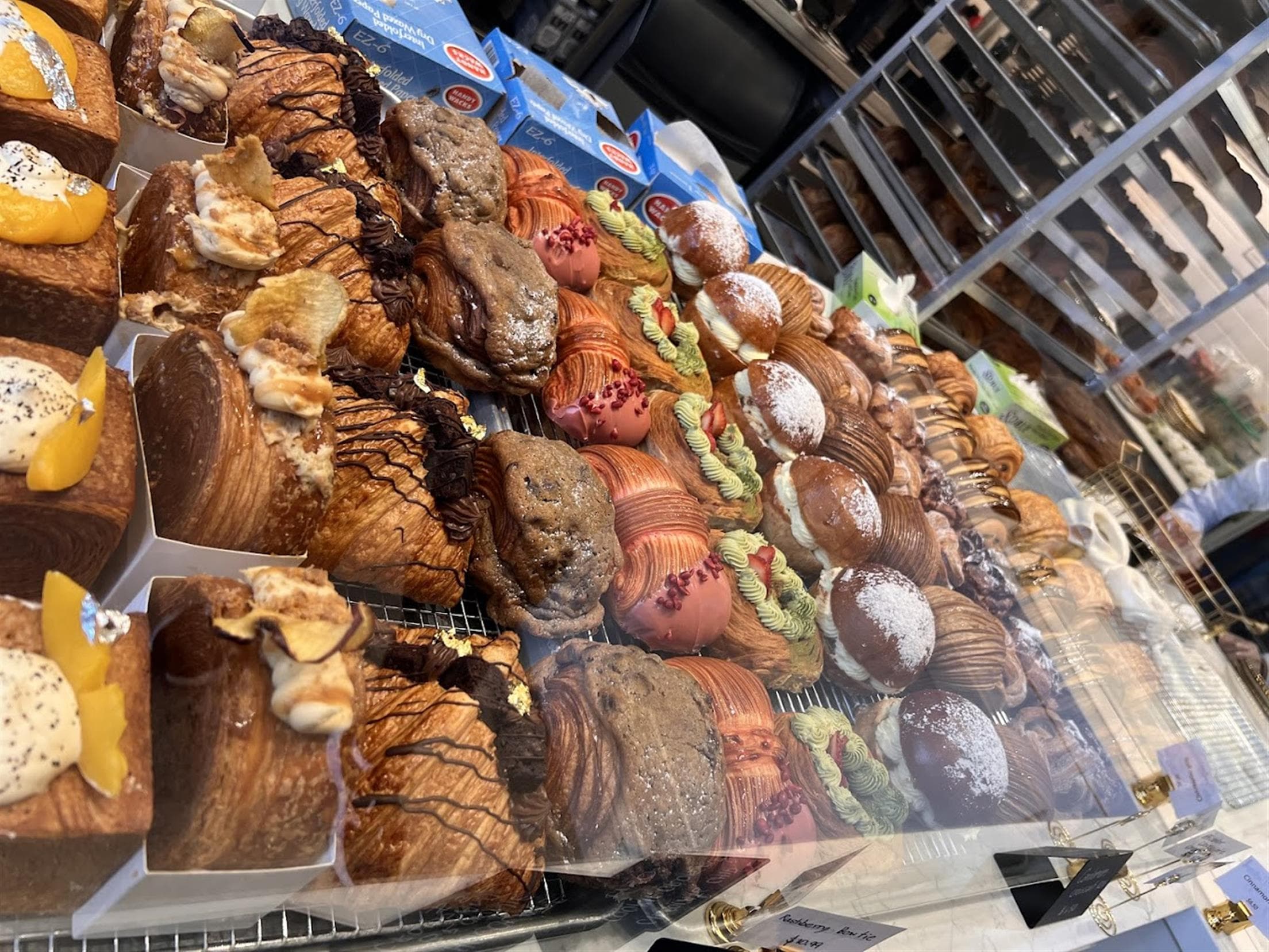 Lakon Paris Patisserie Seaport