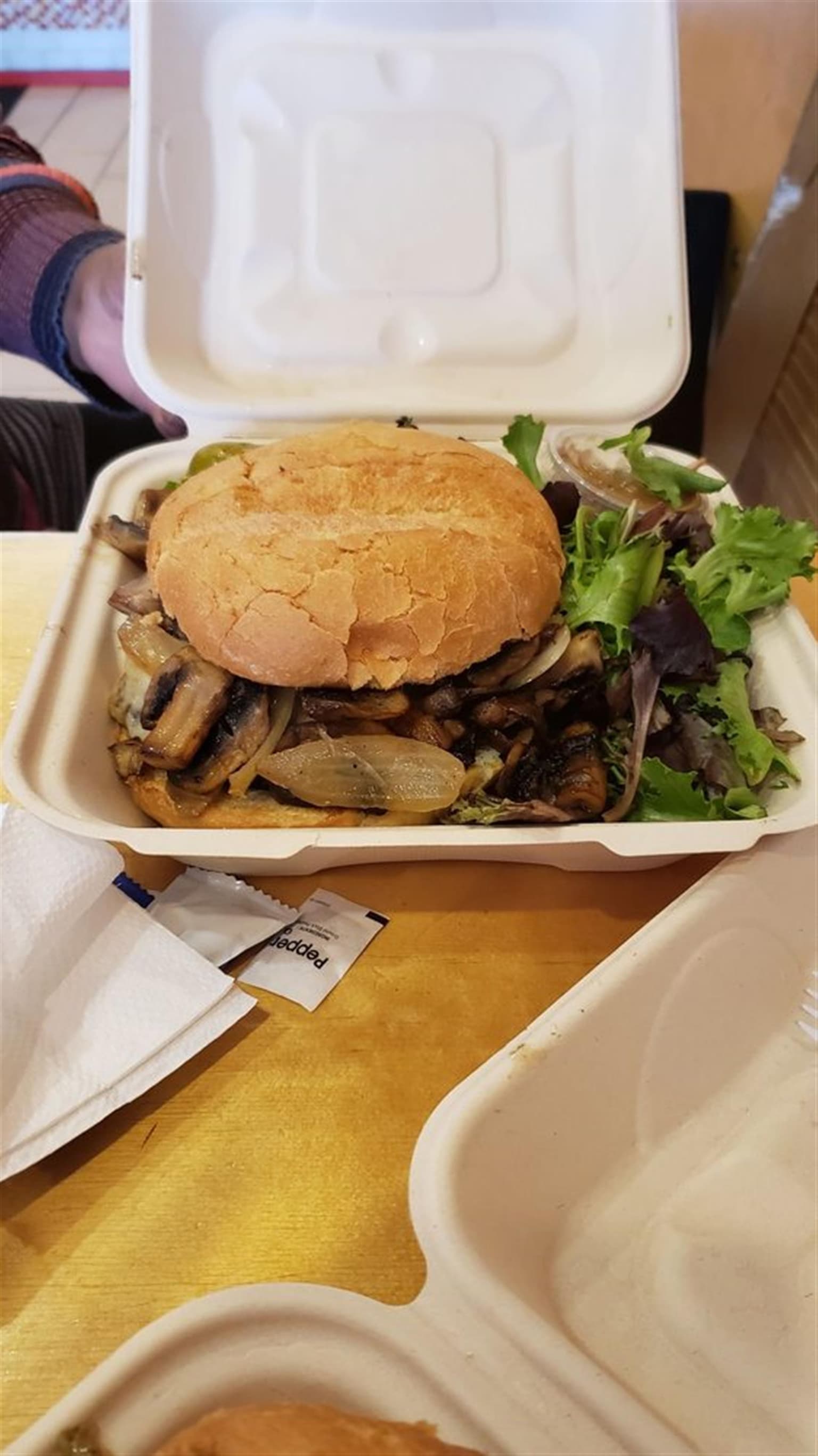 Flipside Burgers, Fries and Shakes