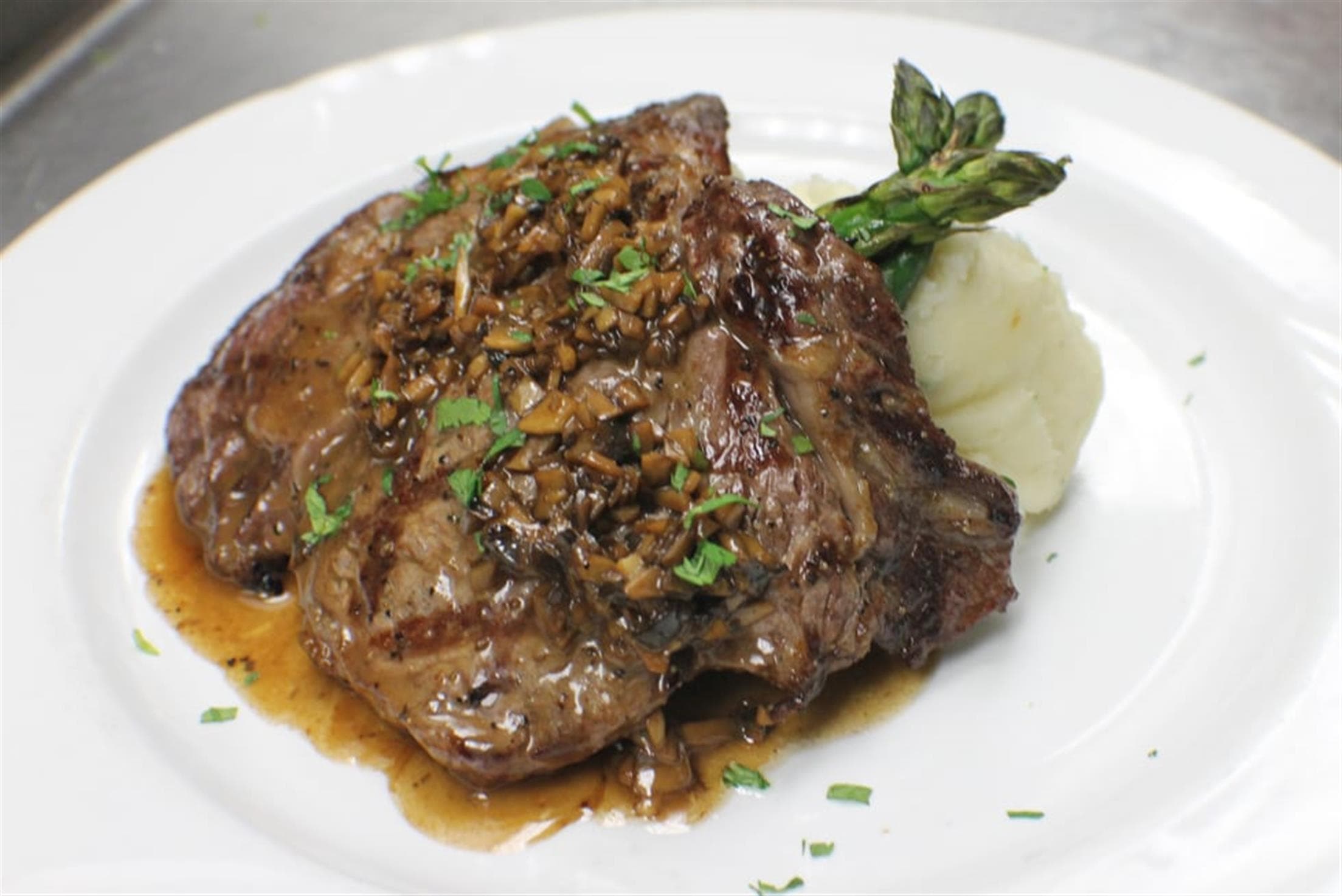 Joseph's Bar & Grill
