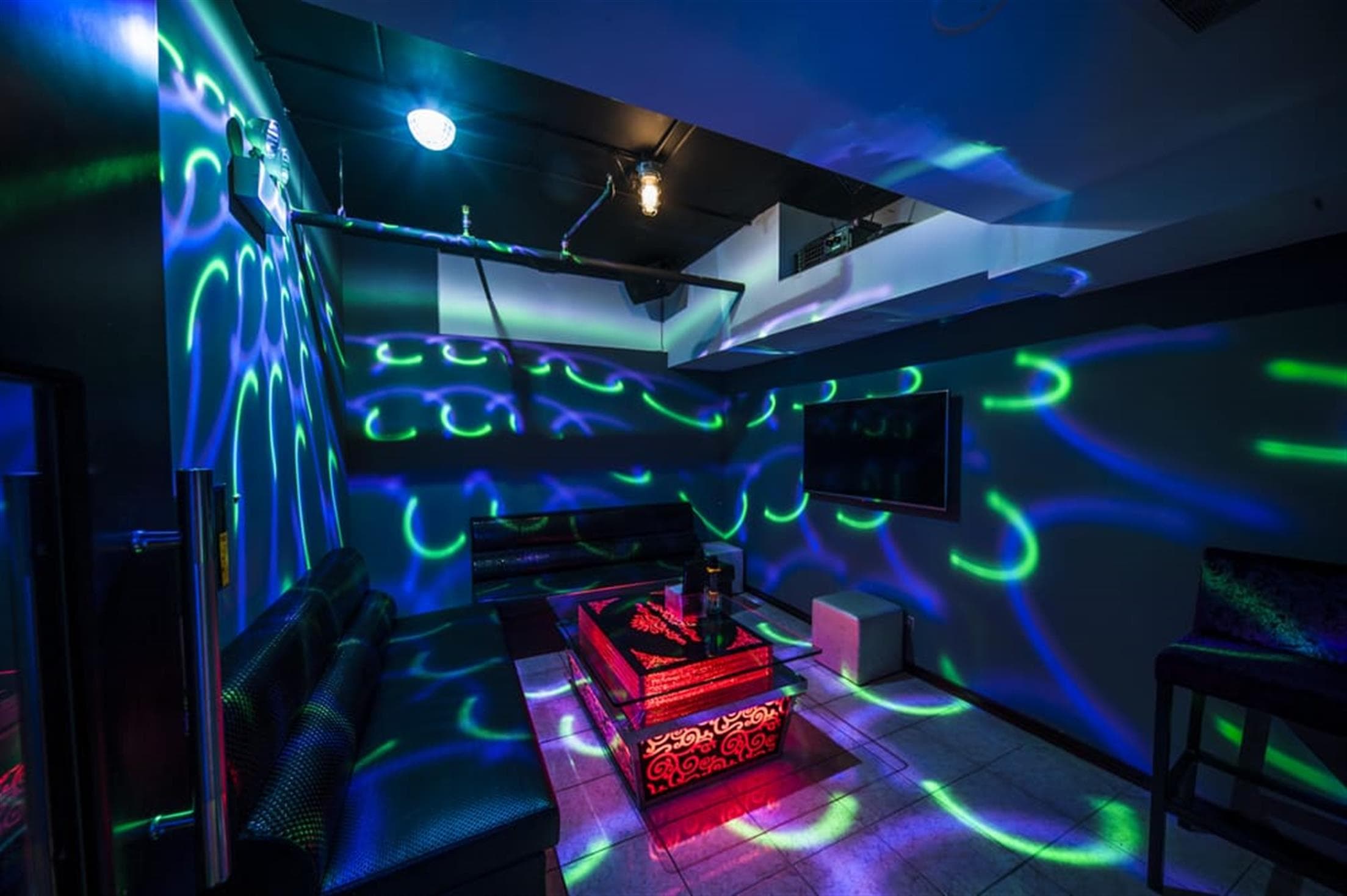 Sakura Karaoke Bar