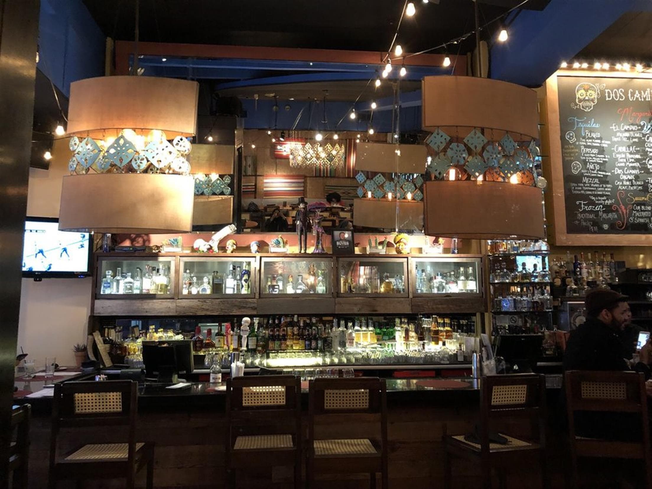 Dos Caminos