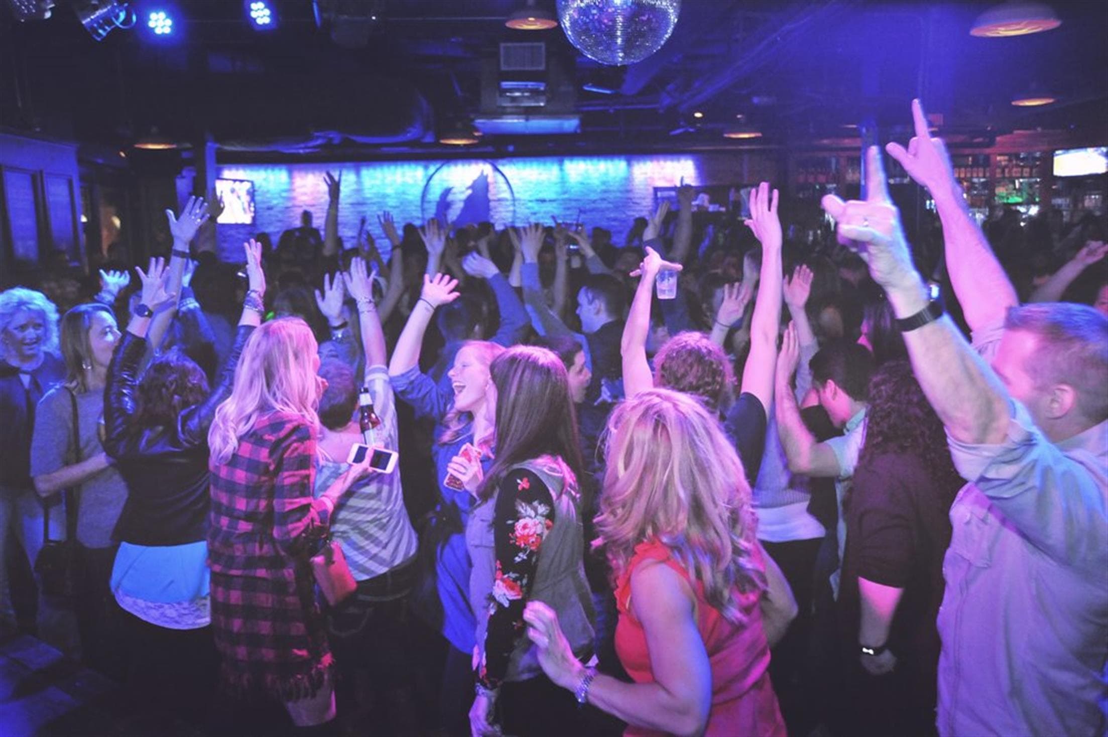 Howl at the Moon Chicago