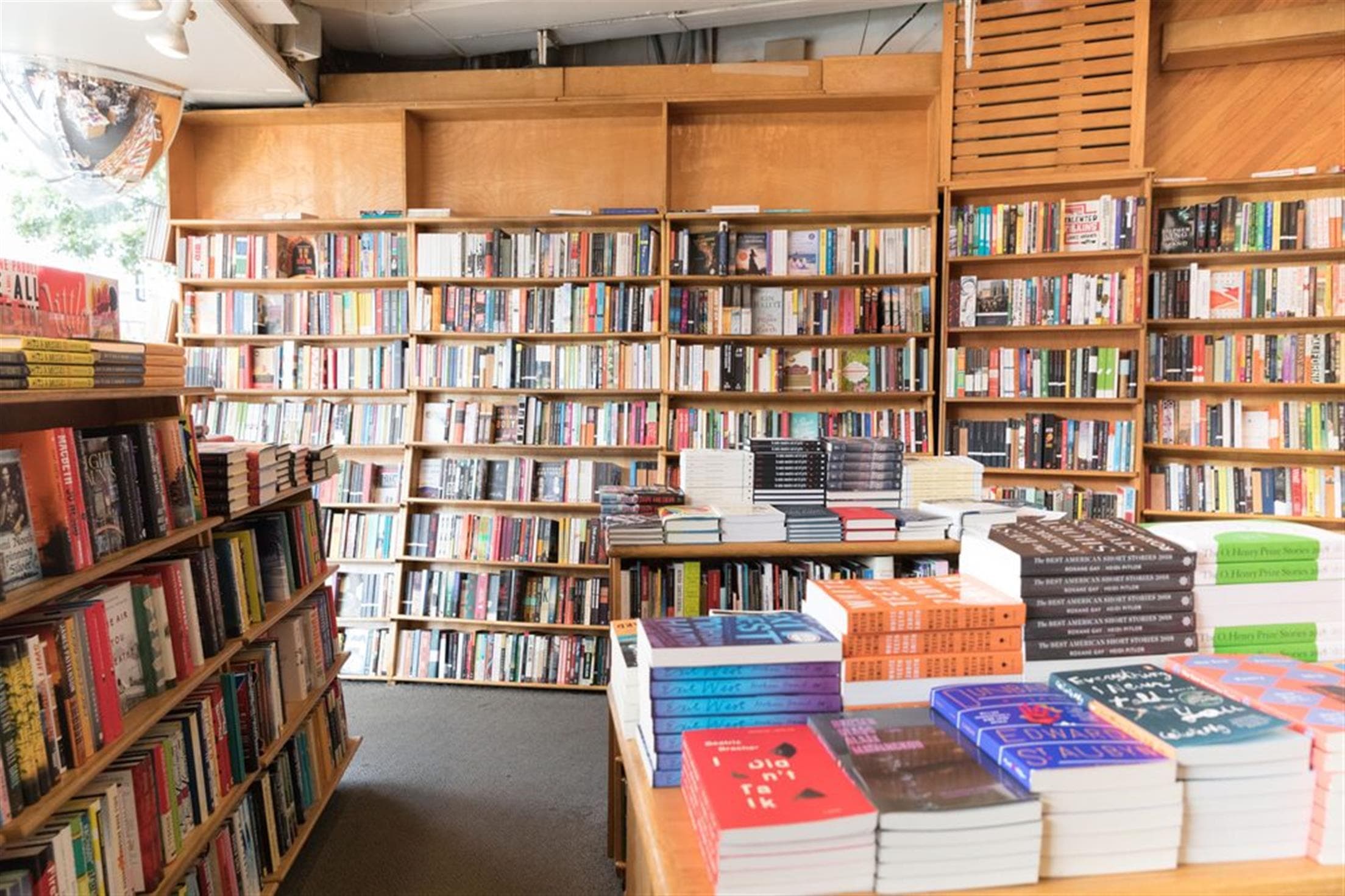 Kramerbooks & Afterwords Cafe