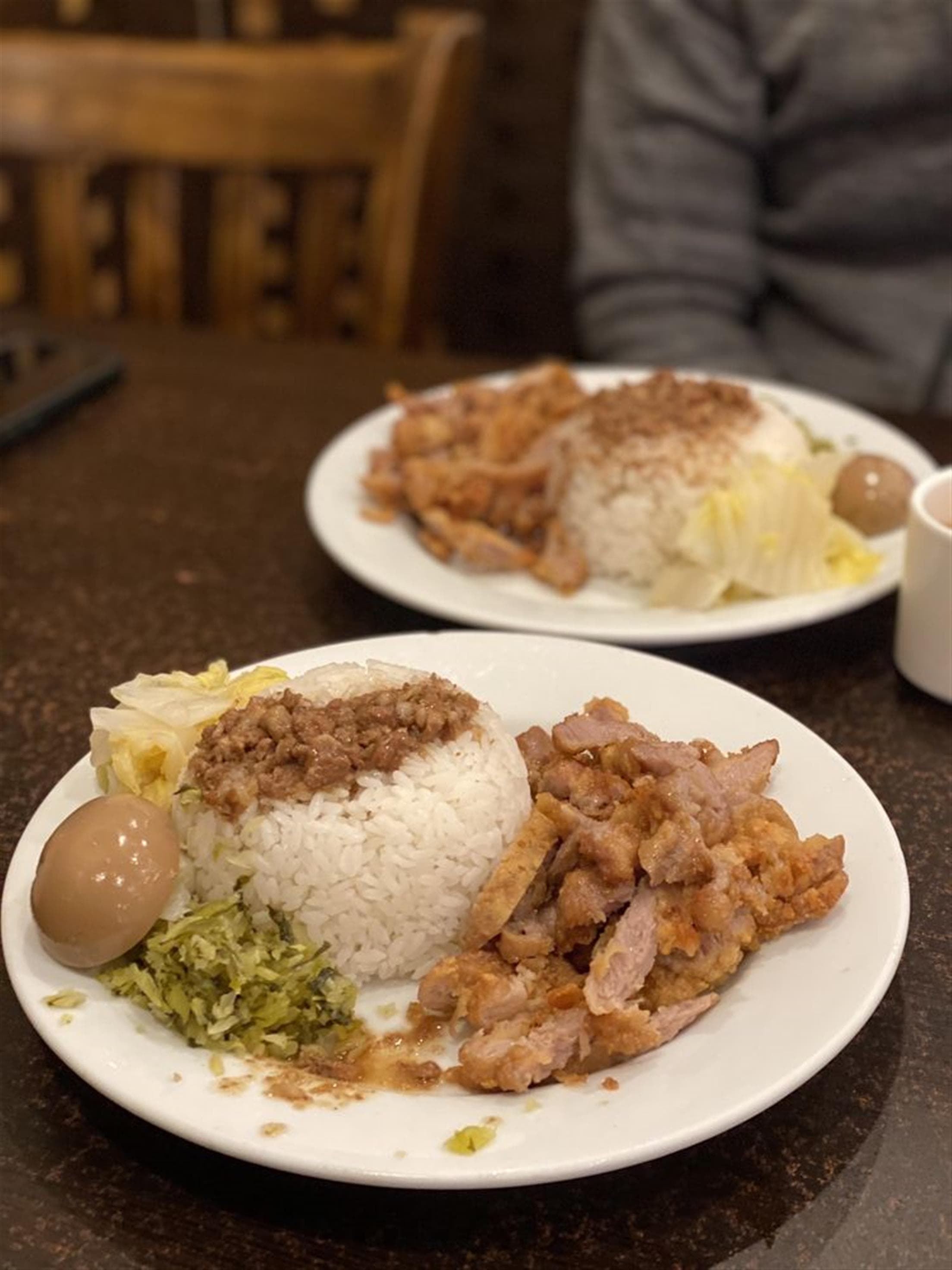 A & J Bistro