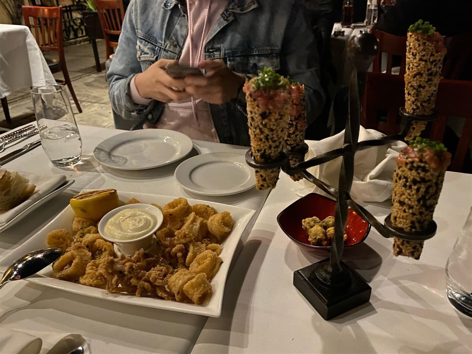 Toma Restaurant & Bar