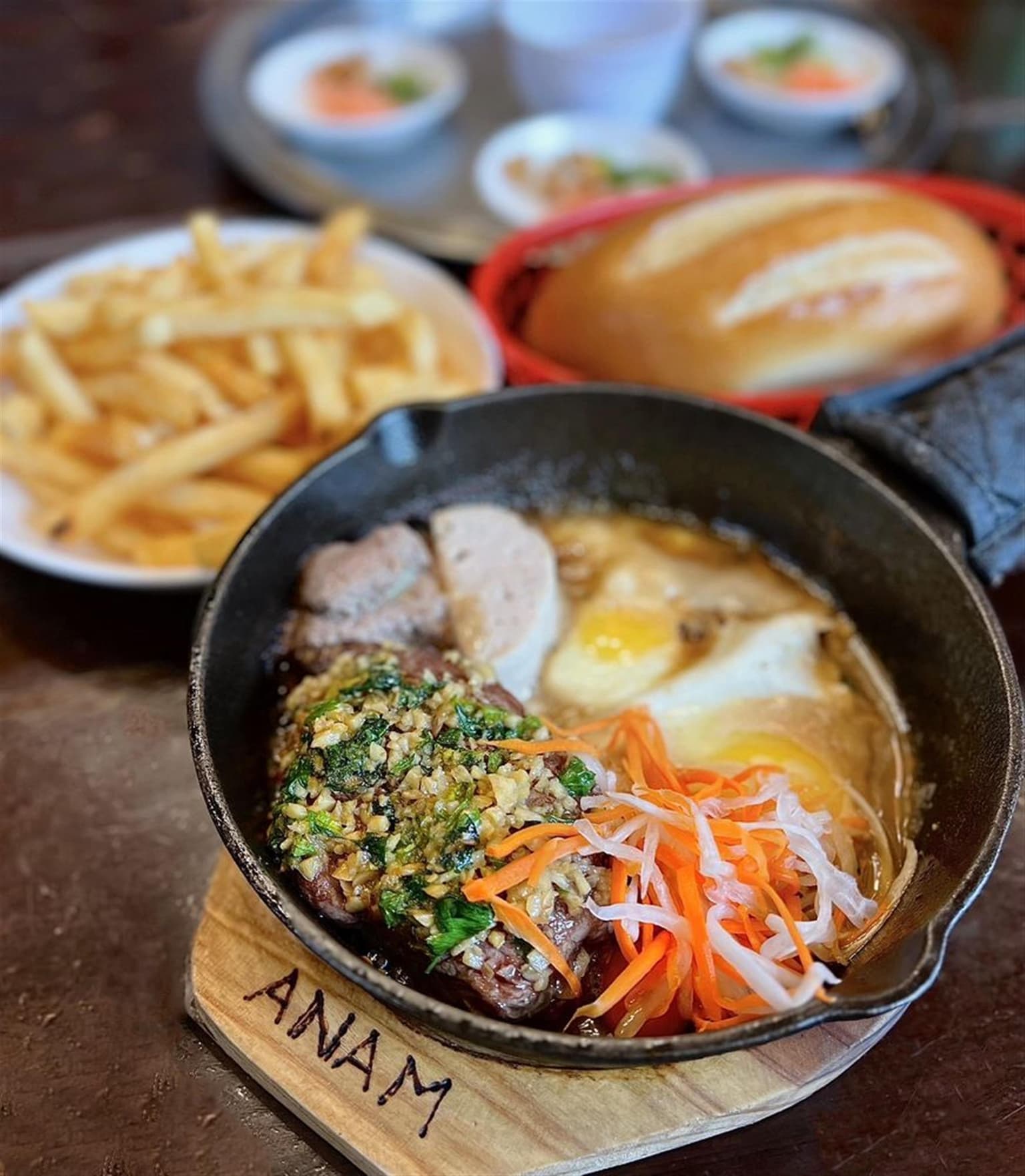 Anam Cafe and Restaurant