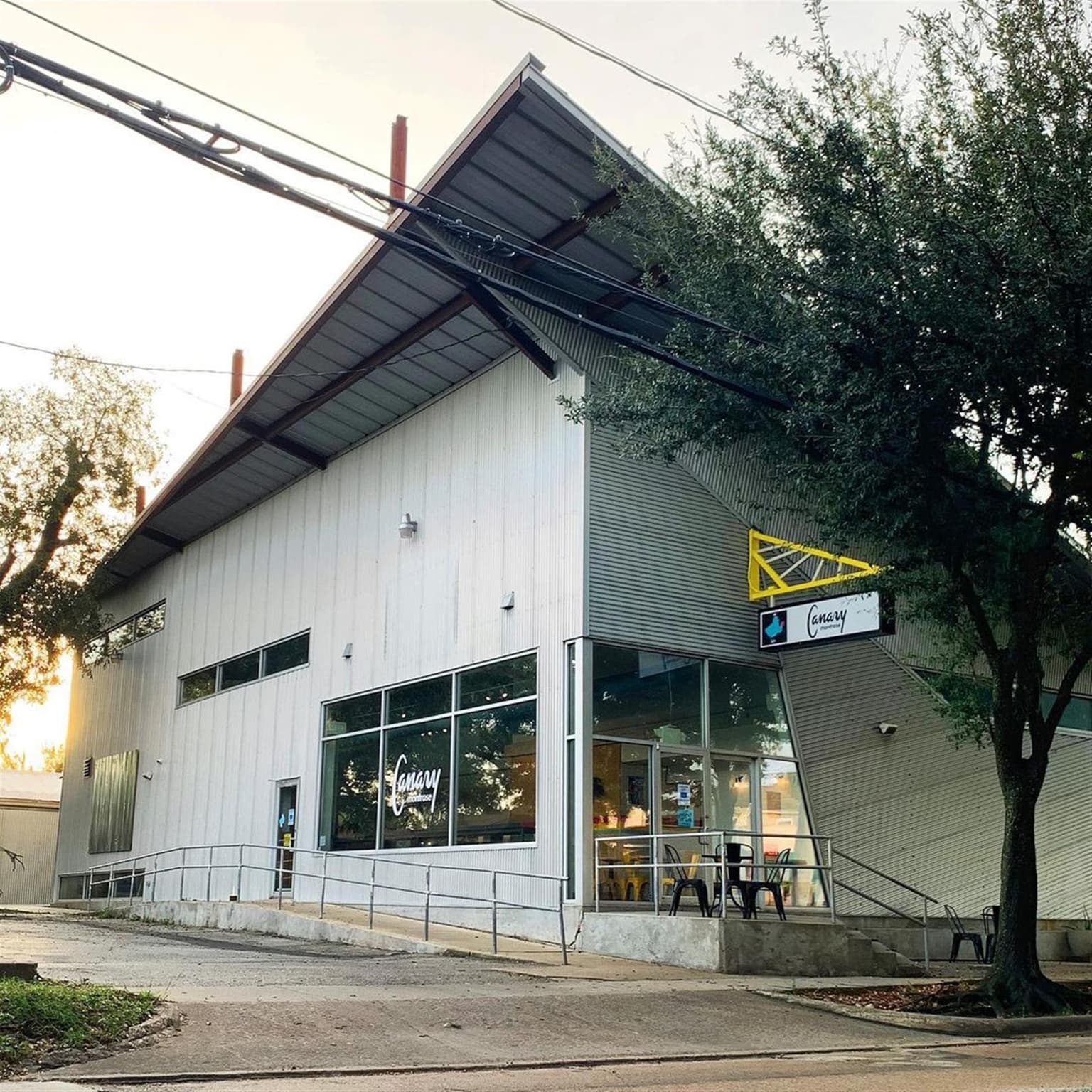 Canary Cafe Montrose