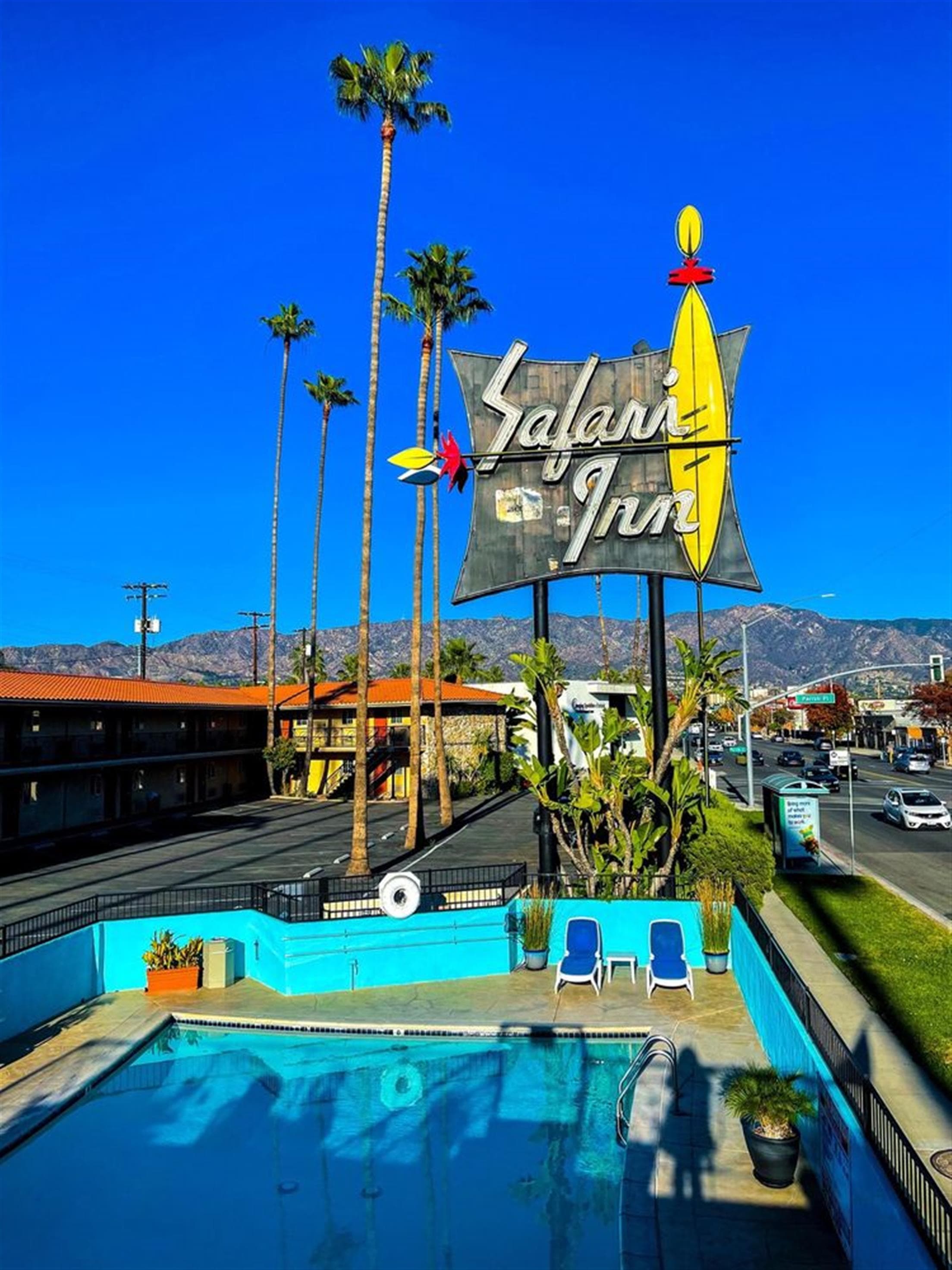 Safari Inn, a Coast Hotel