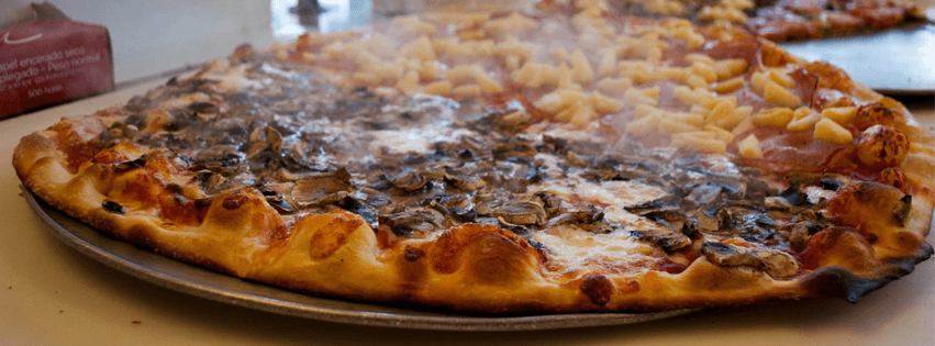 Mombo's Pizza - Sebastopol