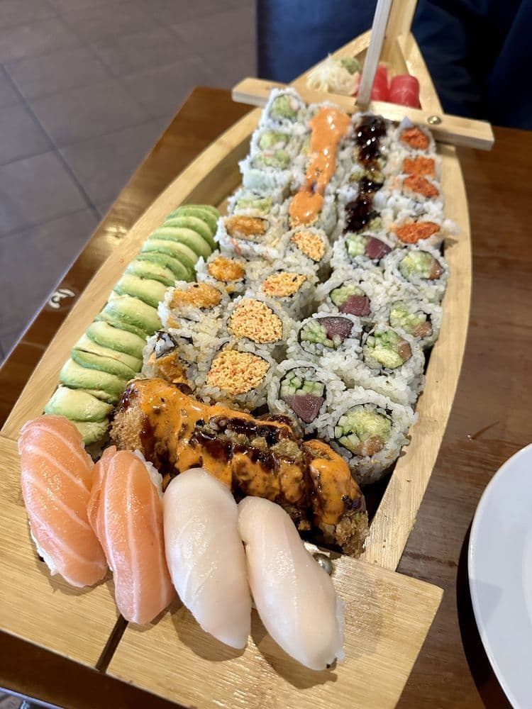 Niu Sushi & Ramen