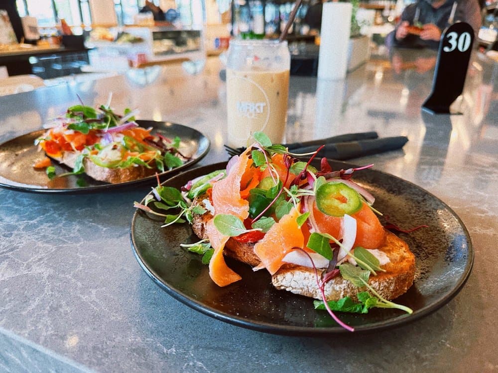 Mrkt Space - La Jolla Shores