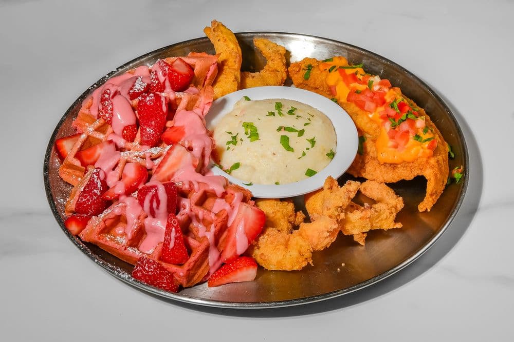 T’s Brunch Bar Cumberland Mall