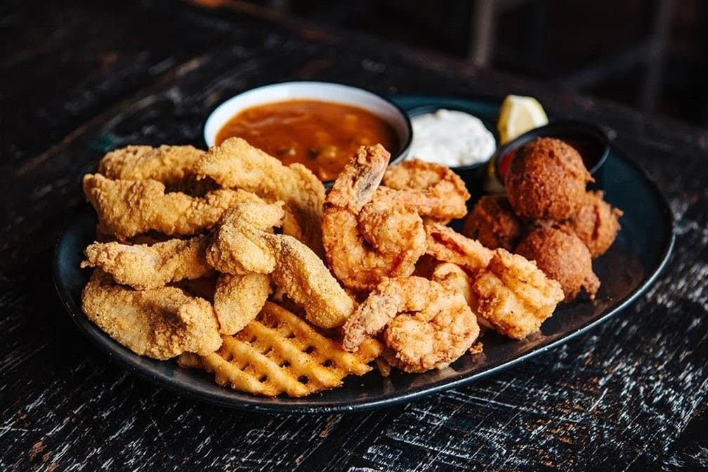 Walk-On's Sports Bistreaux - Rogers Restaurant