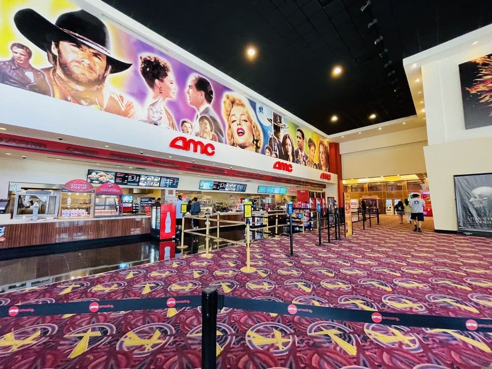 AMC Atlantic Times Square 14