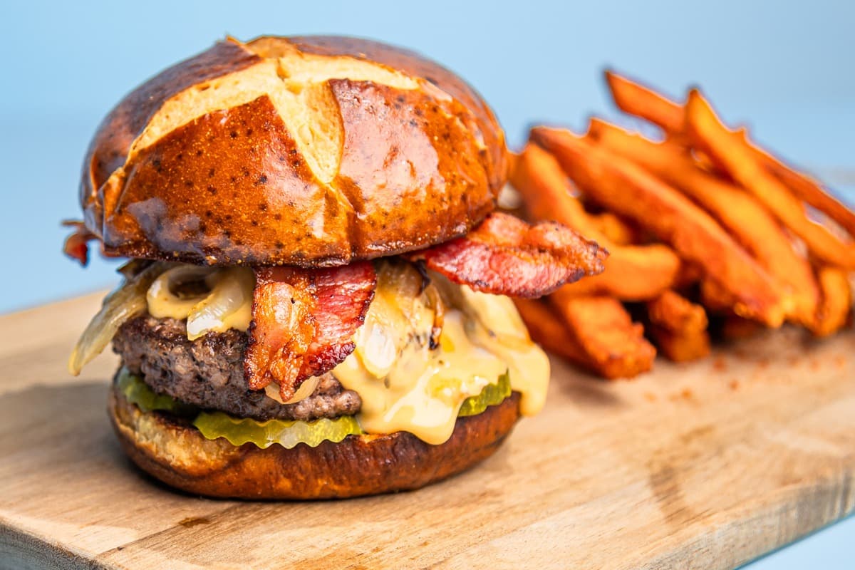 Polly's Pies Restaurant & Bakery - Yorba Linda