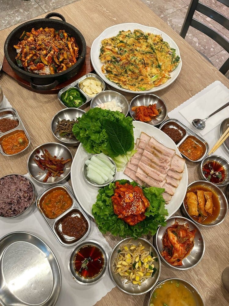 Damee Korean Restaurant