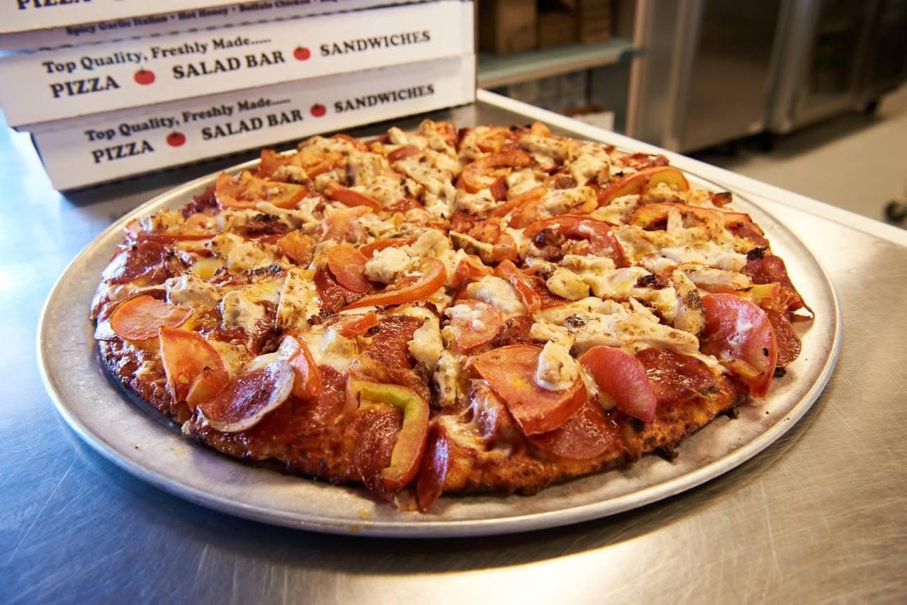Toppers Pizza Place - Ventura