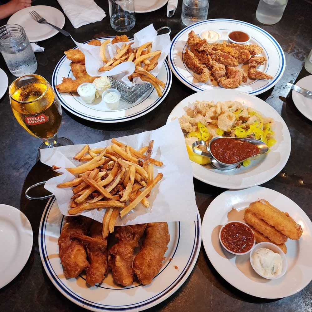 Dorlan's Tavern & Oyster Bar