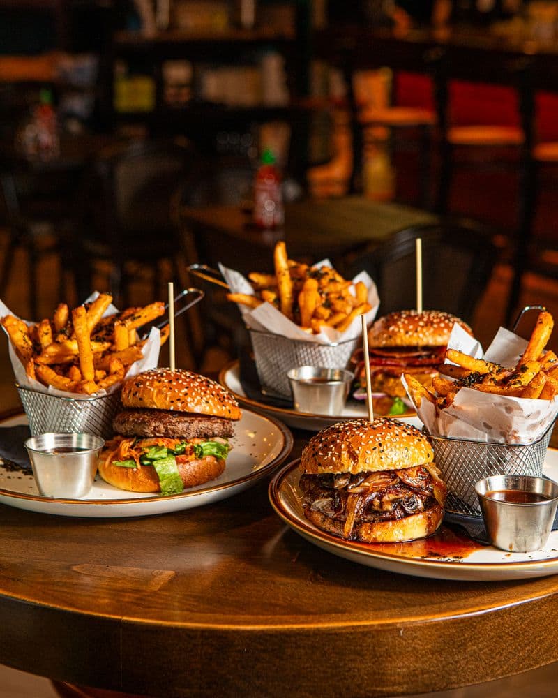 Tang's Oriental Asian Pub - Sports Bar & Grill