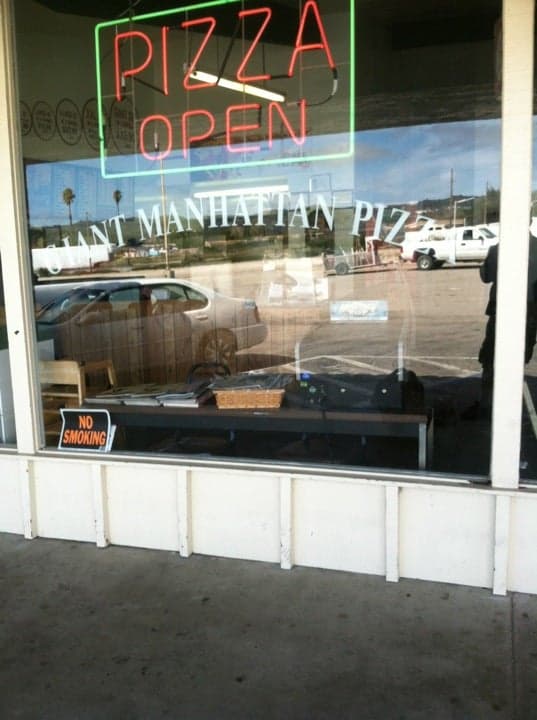 Giant Manhattan Pizza