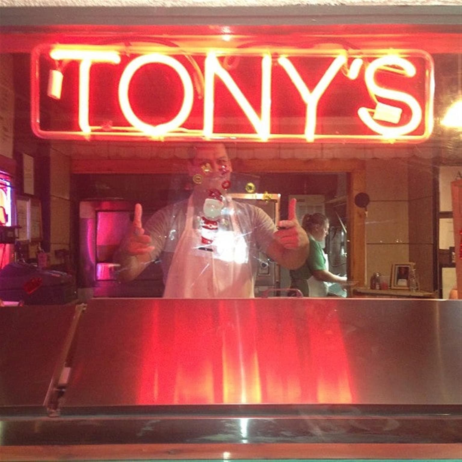 Tony's Pizzaria
