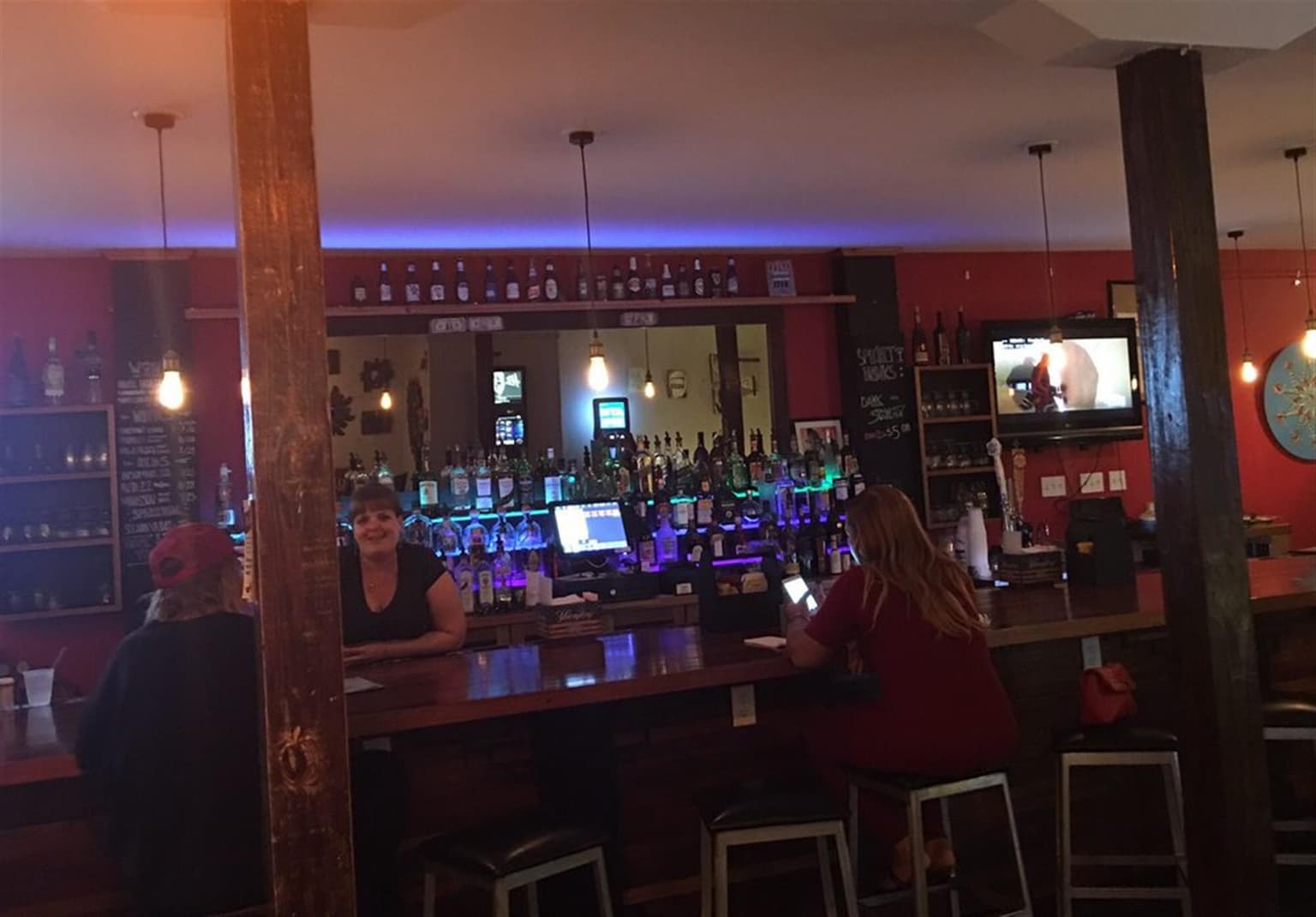 Artisan Bar and Cafe