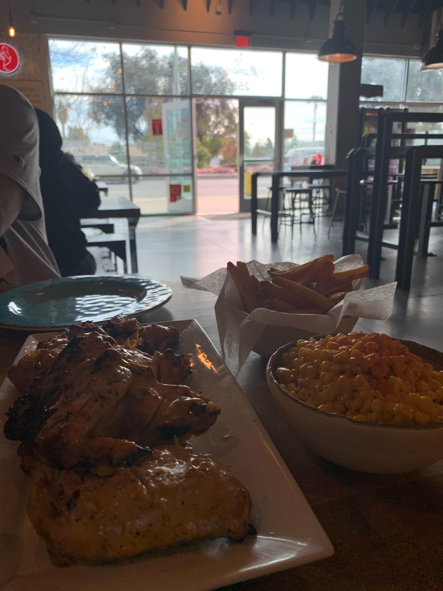 The Port Of Peri Peri (Porto's Peri