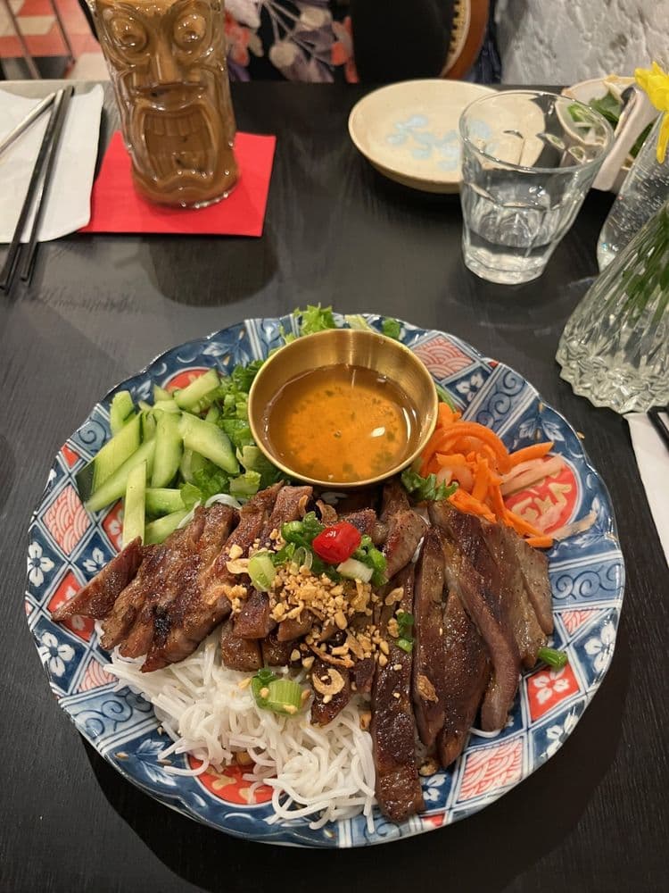 Ly Ly Vietnam Cookhouse